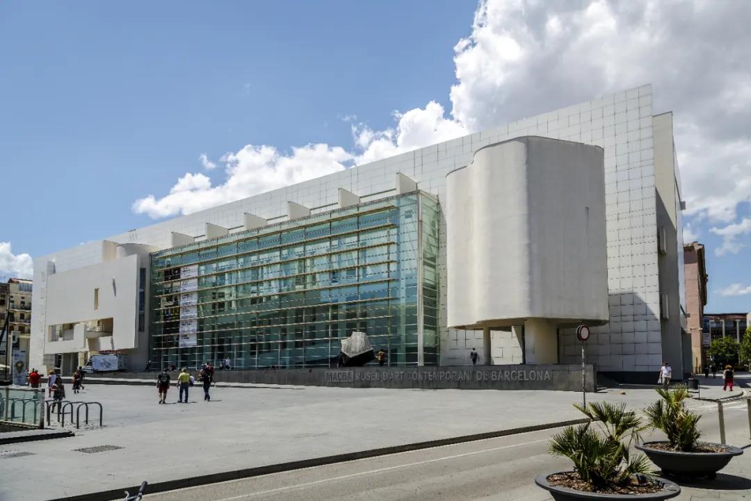 当你去旅行的时候,当你旅行的时候你在看什么