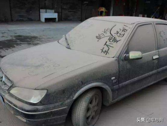 汽车到年限了必须强制报废吗,汽车到报废年限可以卖废铁吗