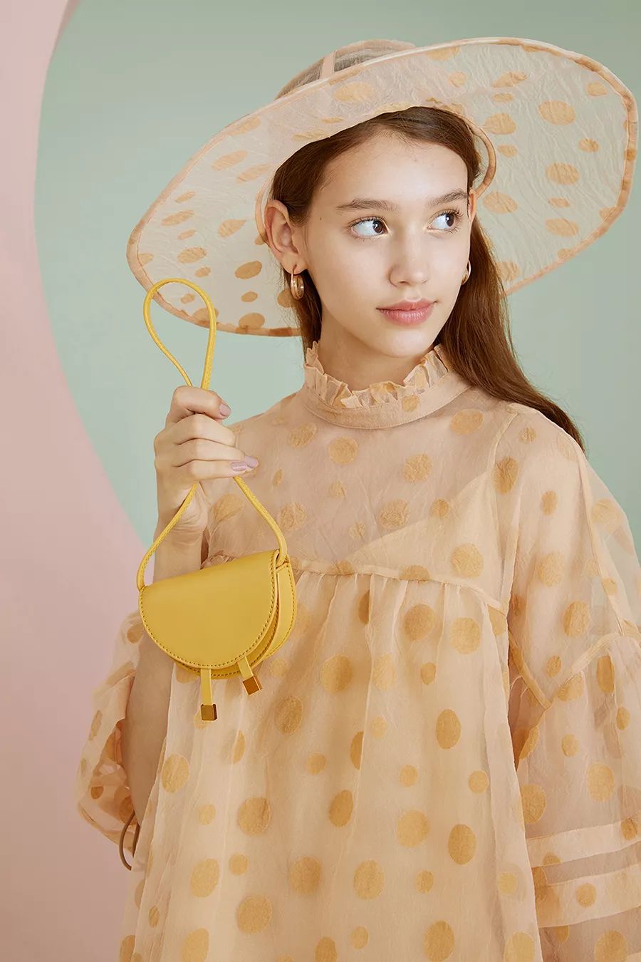 小ck2019简约小方包包,小ck哪款包包好看火爆