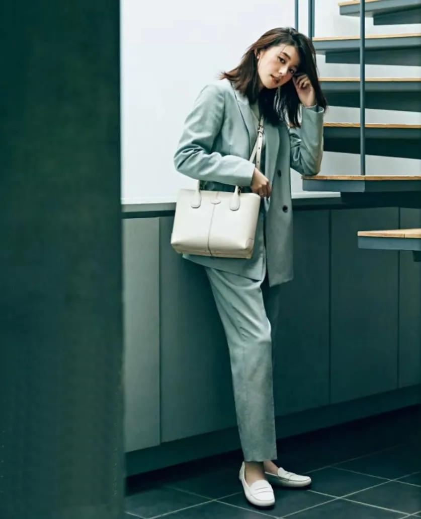 今年流行什么样的鞋跟,今年的流行鞋跟