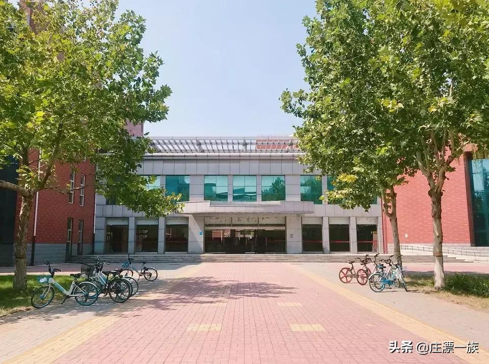 朝气蓬勃的石家庄学院来了，请多多指教