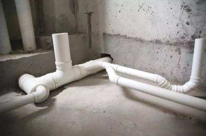 卫生间马桶位置不合理如何解决,卫生间马桶的位置不对如何化解