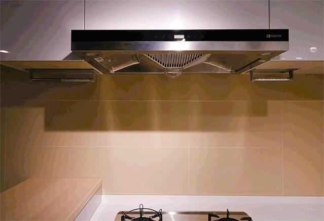 橱柜吊不到顶,橱柜安装不靠墙