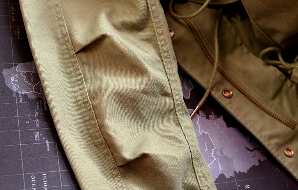 以枪炮玫瑰致敬经典——美军M-51Parka女式风衣评测