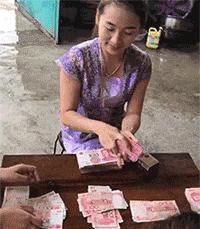 搞笑gif一看就是聪明人,搞笑gif趣图果然是亲生的笑死我了