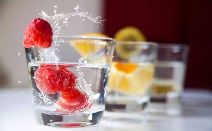 脸看着浮肿怎么瘦,到下午腿就浮肿怎么回事