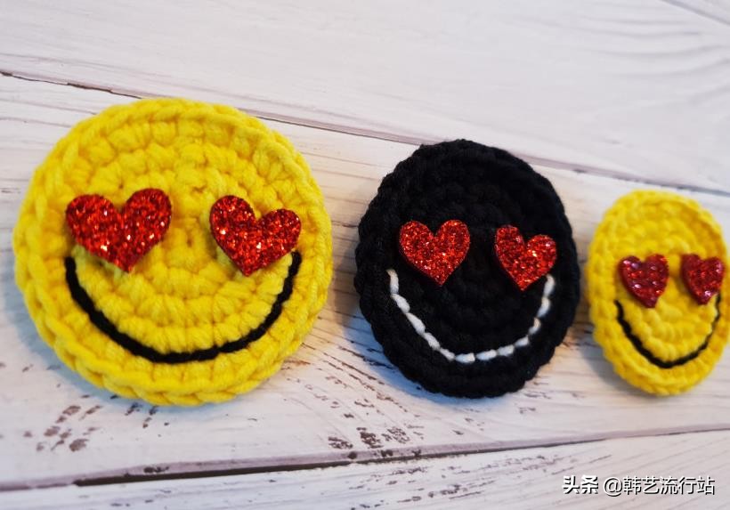 漂亮的钩针饰品,钩针小饰品教程图解