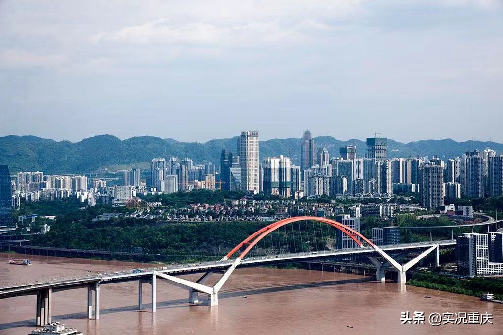 涓轰粈涔堝崡灞卞彂灞曢偅涔堝揩,琚綆浼扮殑鍗楀北鍩庡競