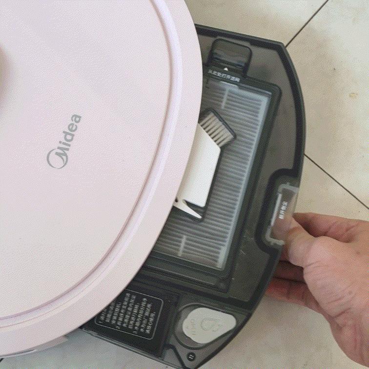 美的性价比超高的扫地机器人,有颜值的千元机