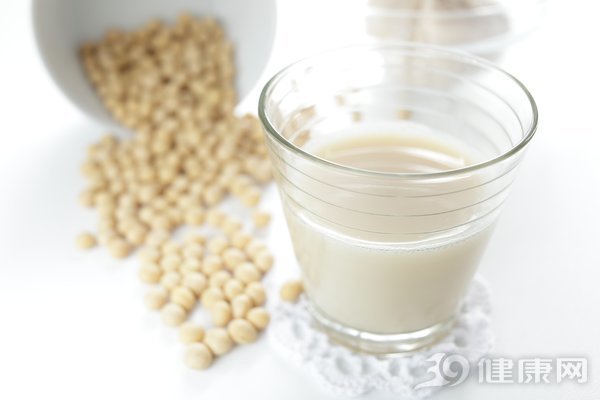 女性天天喝豆浆肌瘤会疯长吗,每天一杯豆浆会长肌瘤吗