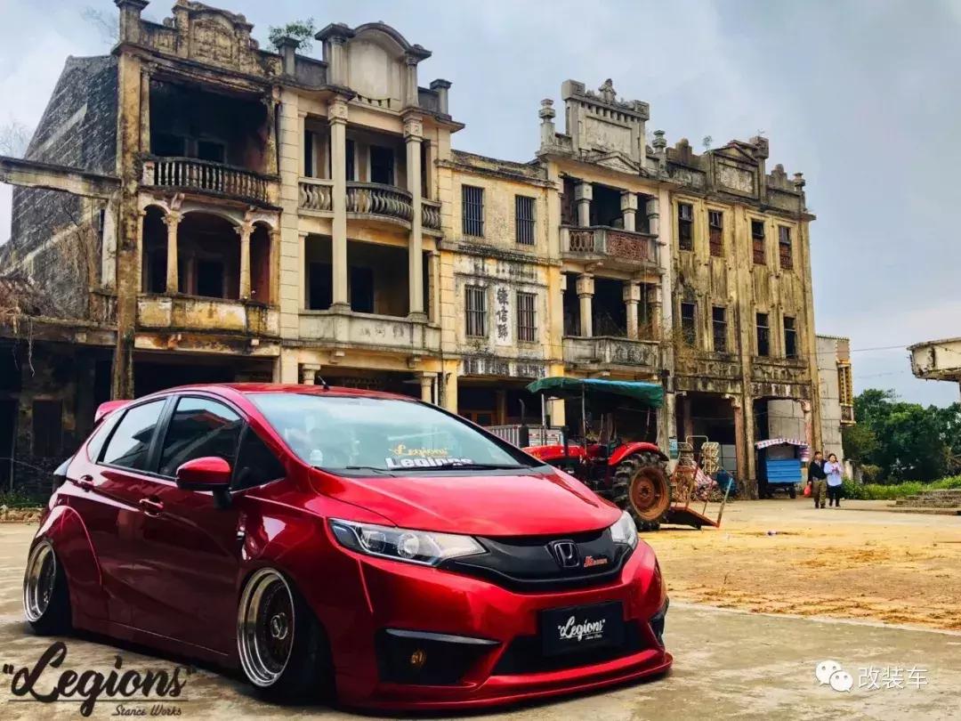 车友把本田超跑GK5改得一身骚气，定制改件更是独一无二！