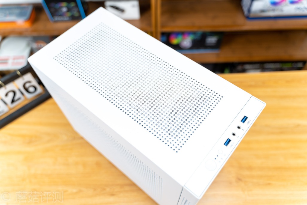 先马趣造白色装机方案,先马趣造im白色机箱