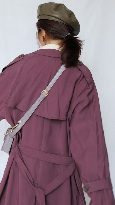 最节省空间又简便的叠风衣方法,薄款中长风衣怎么叠