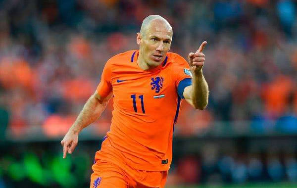 致敬小飞侠原版视频,致敬小飞侠罗本