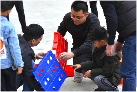 鍏崇埍闈掑皯骞村叕鐩婃垚闀胯惀,鍏崇埍鍎跨绛戞ⅵ璧疯埅蹇楁効鏈嶅姟娲诲姩