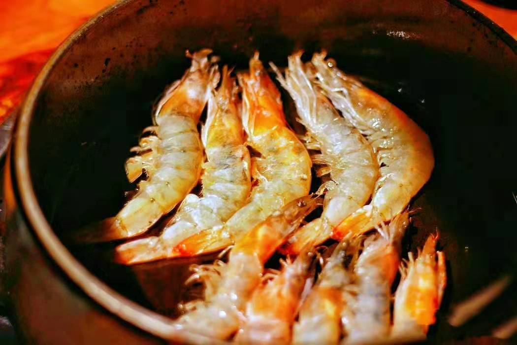 济南正宗龟锅烤肉,探索济南美食