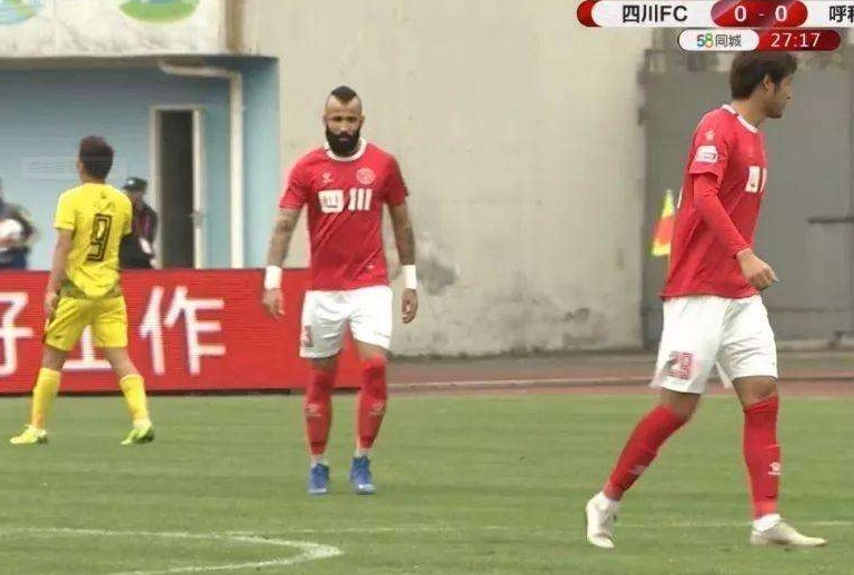 一记任意球彻底打动姆巴佩,一记回旋踢