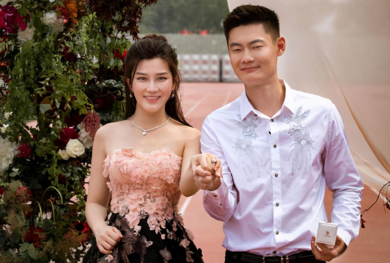 人面兽心家暴男,人面兽心新婚之夜被家暴