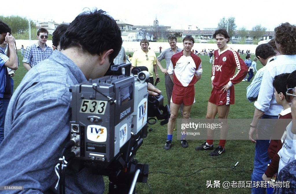 20世纪最伟大的足球教练荷兰,一代宗师功夫最强