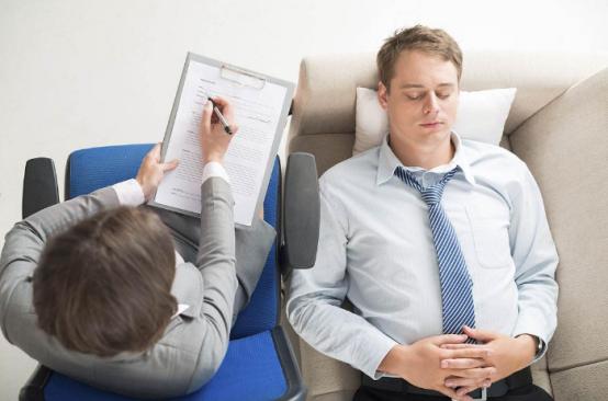 催眠能改善睡眠质量吗,催眠真的能治理好心理疾病吗