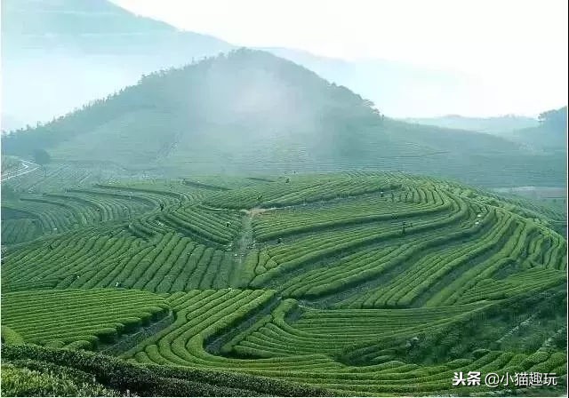 全世界最美的溶洞温泉,很美的天然溶洞温泉