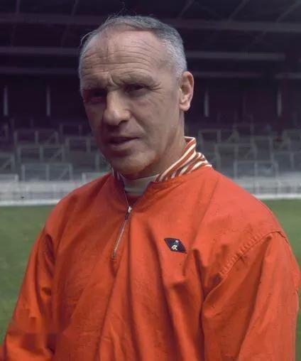 足球比赛的意义不只是想比分,足球比赛是体育项目最重要的