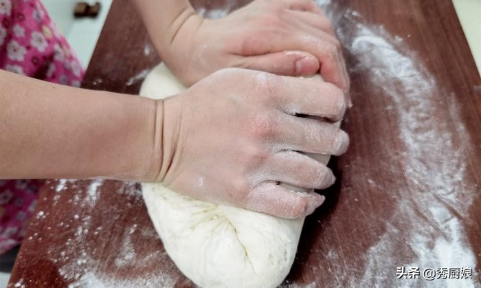 蒸馒头只加发酵粉行吗,用酵母怎么蒸馒头好吃又松软