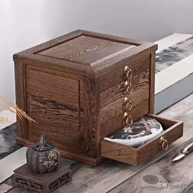 鸡翅木比较坚硬,鸡翅木轻奢