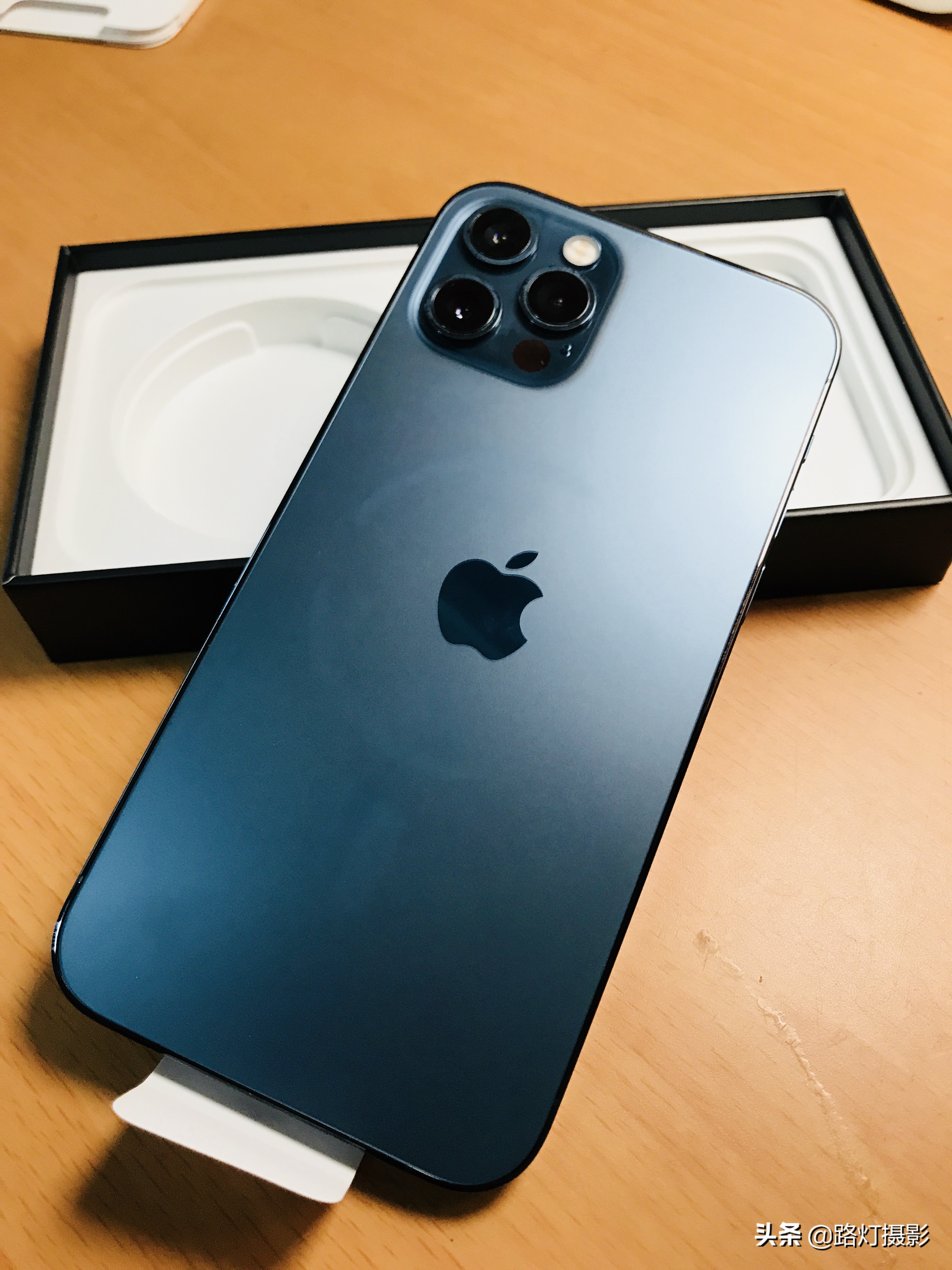 iphone12pro续航对比iphone13,iphone12pro续航看法