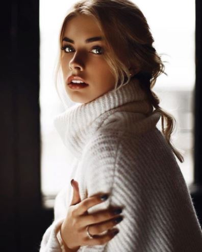 曼城津琴科,曼城琴津科女友