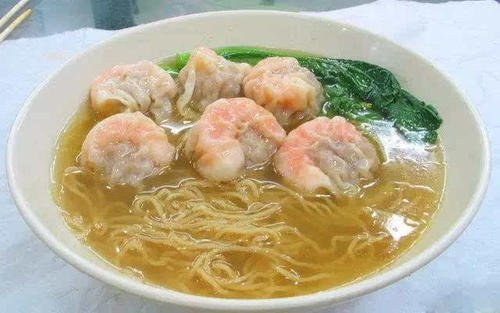 简单云吞两种口味汤底的做法,云吞怎么调最好吃