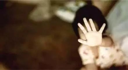 【一案一会】“脱掉裤子的慈善救助”