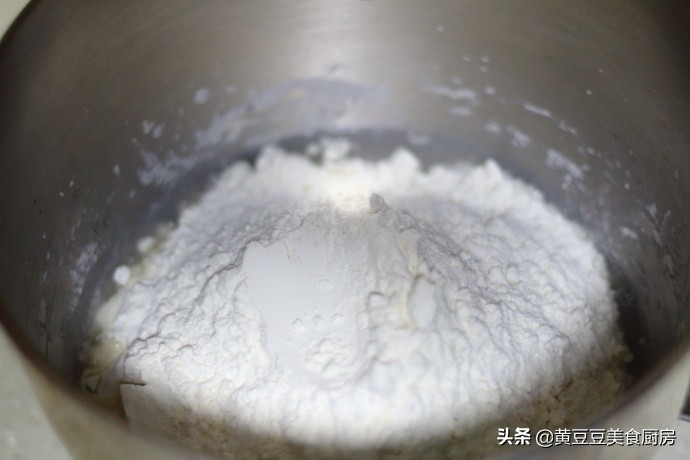 大枣花馒头好看又简单花样做法,花样枣花馒头的新做法