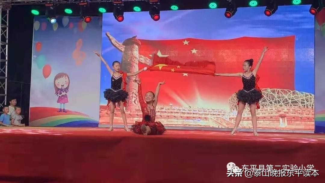 二年级小记者活动,小记者实践活动收获