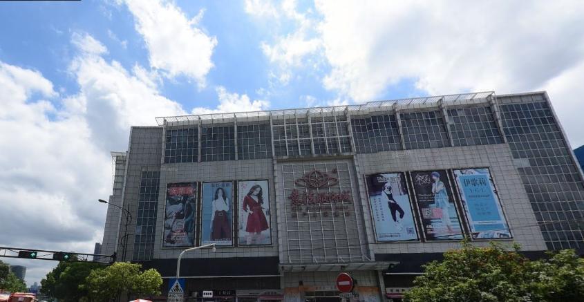 武汉全新街服装批发,十三行服装批发街