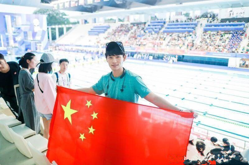 魏晨有多爱体育？是孙杨的迷弟，曾发誓要在一定奥运现场见科比