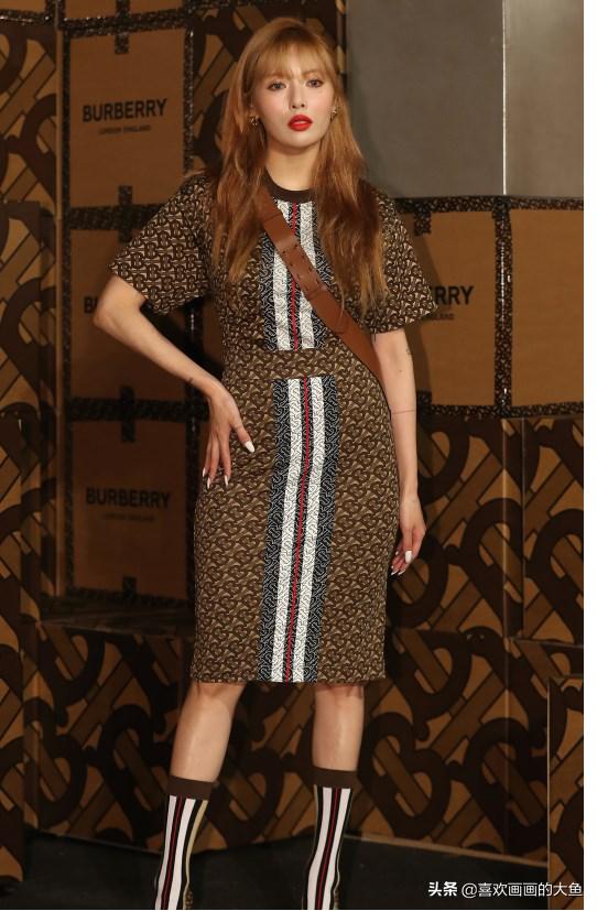 泫雅troublemaker豹纹裙,泫雅张贤胜troublemaker豹纹裙