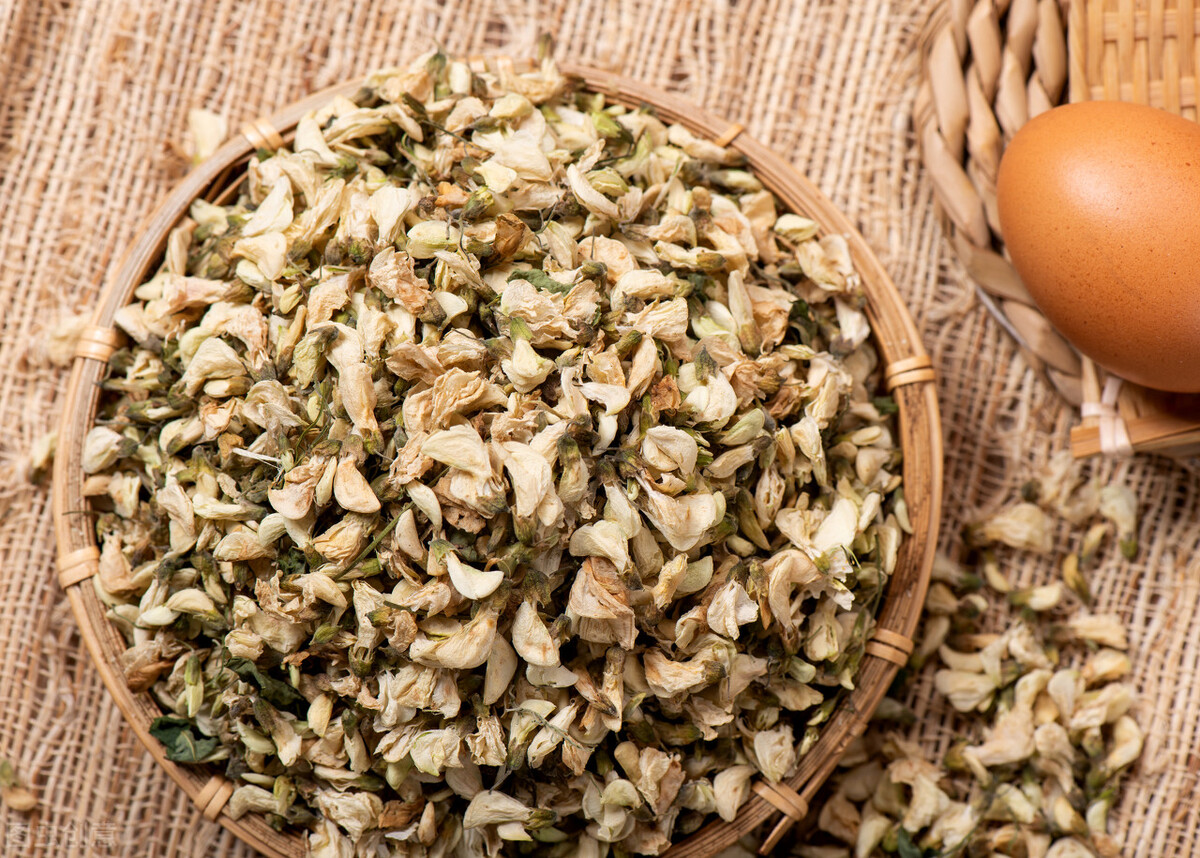 粮仓稻谷遭虫蛀如何治？老农六土法，稻谷储存一年都没事