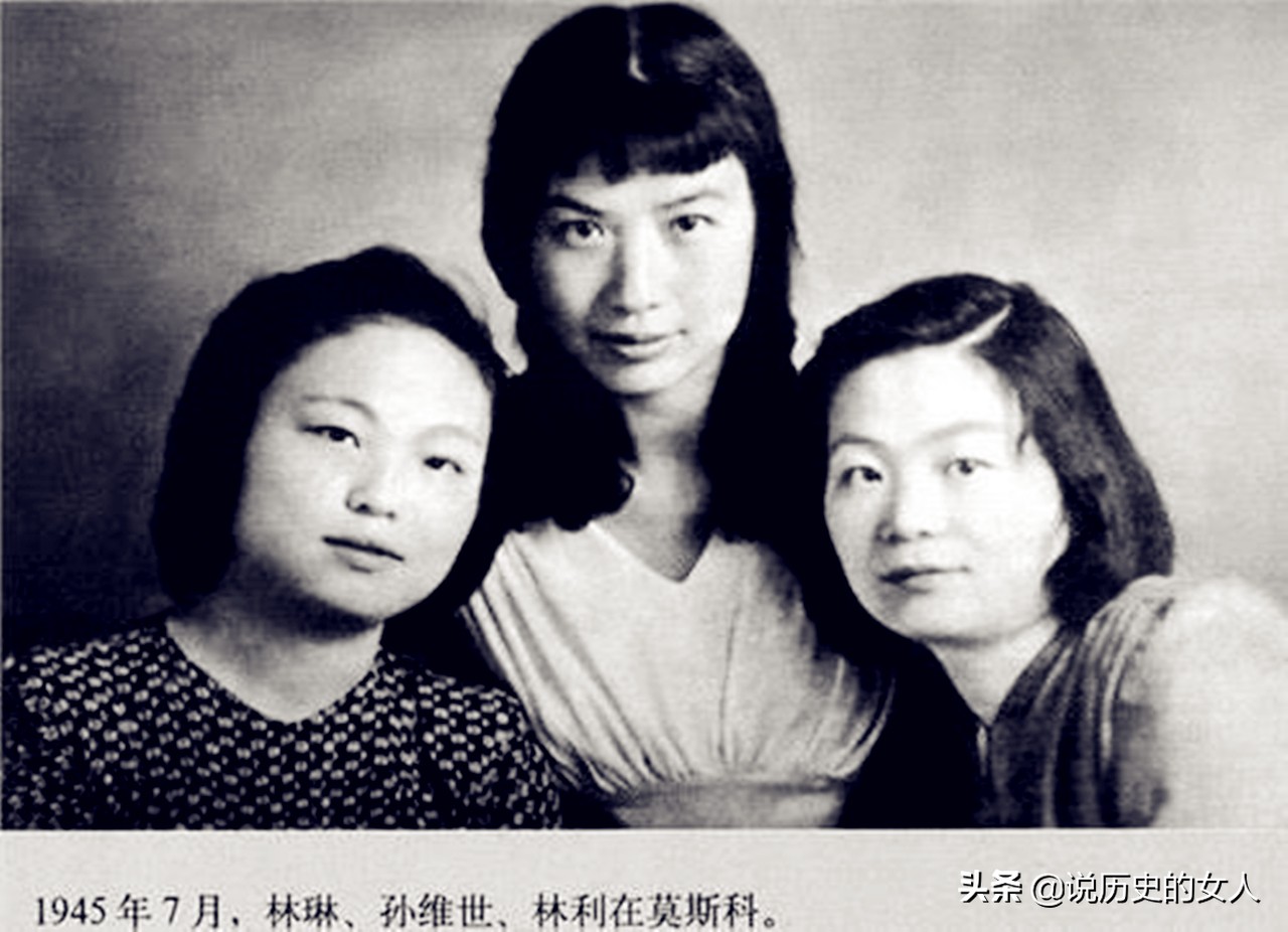 她6岁生父被杀，16岁被周恩来认作养女，47岁被害，头插长钉