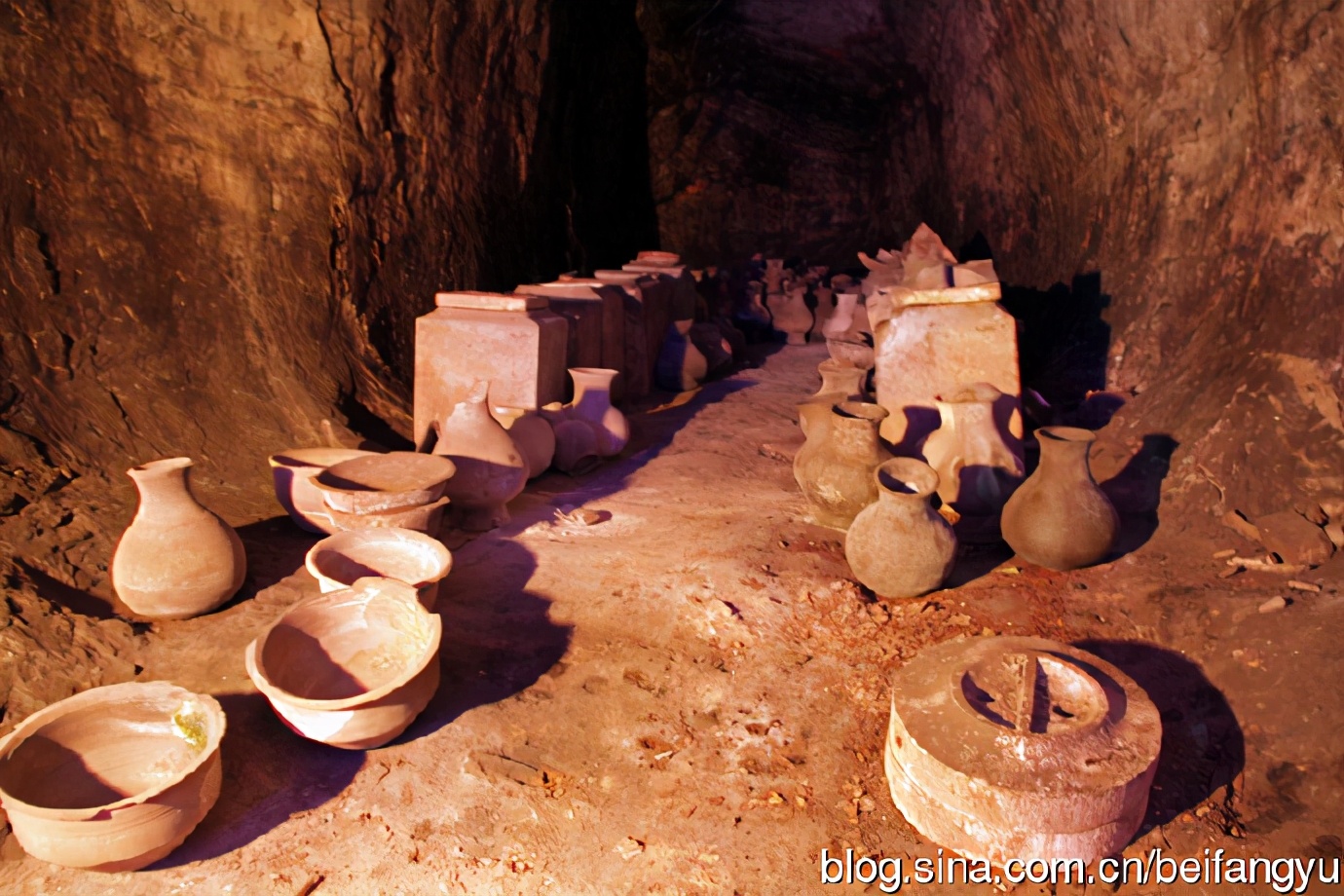 稀世珍宝“金缕玉衣”、“长信宫灯”中山靖王刘胜之墓带来的震撼