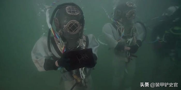 老兵去世遗体告别,亚利桑那号残骸碎片