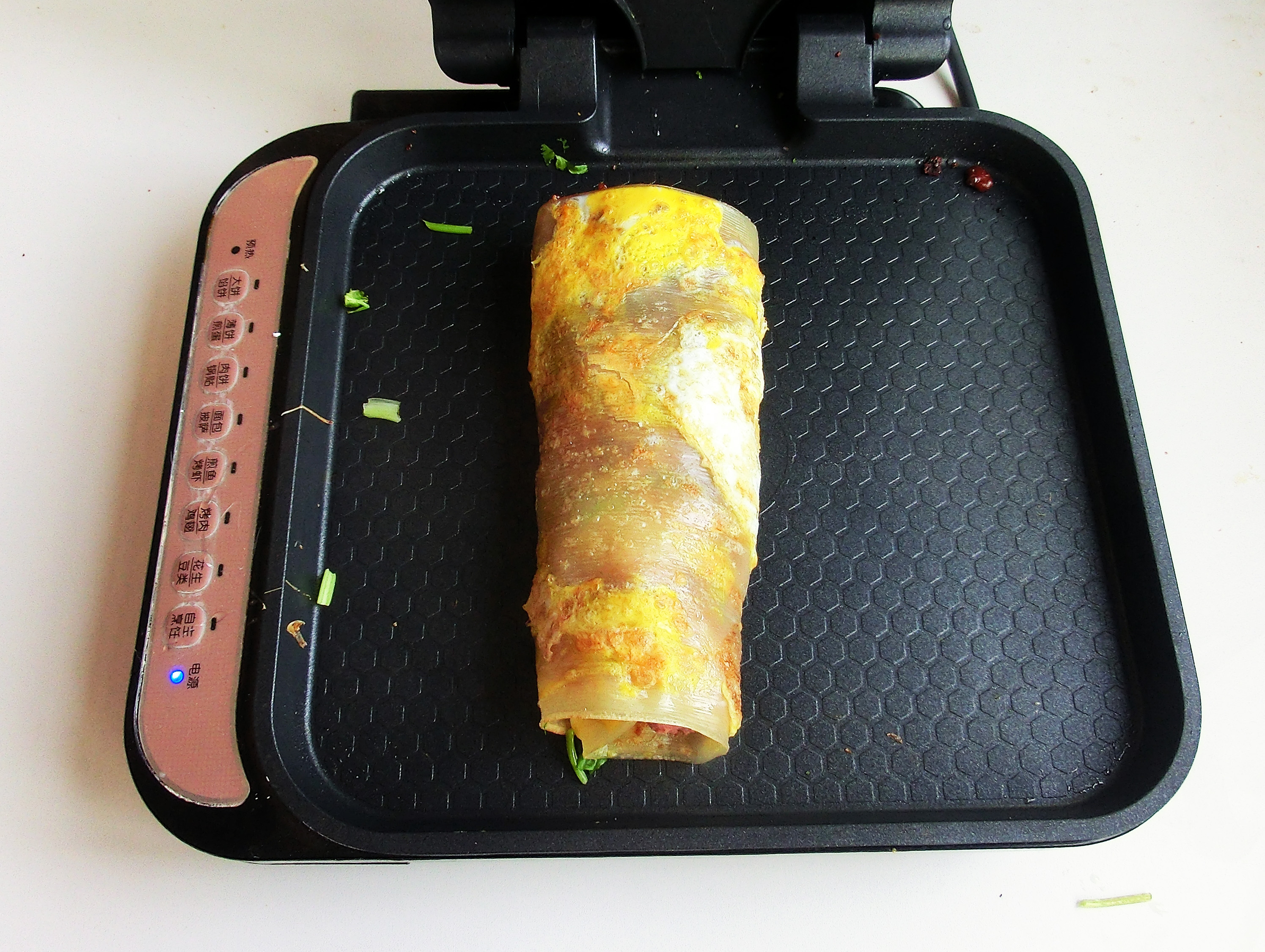 电饼铛做什么食物好吃方便又快捷,家中的电饼铛如何制作出来美食呢