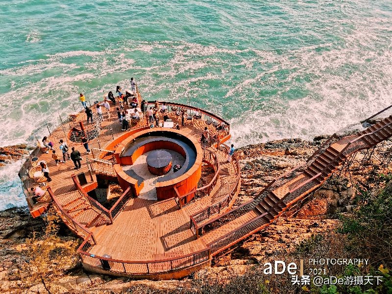 假装在国外打卡,双月湾巴厘岛式悬崖礁石酒吧