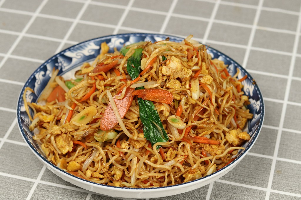 炒面最好吃的做法简单儿童,炒面最好吃的做法小视频