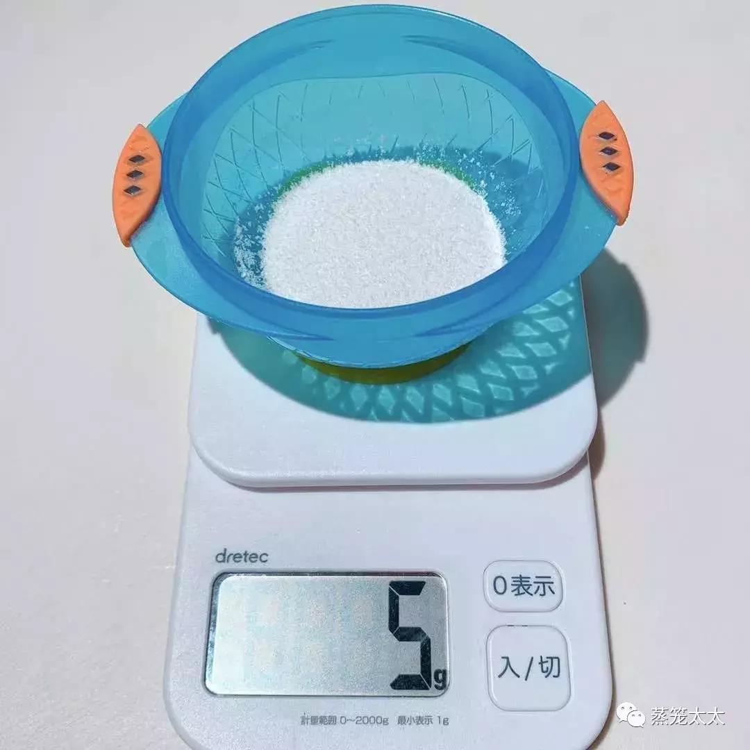 辅食第一口米粉怎么泡,辅食第一口米粉如何冲泡