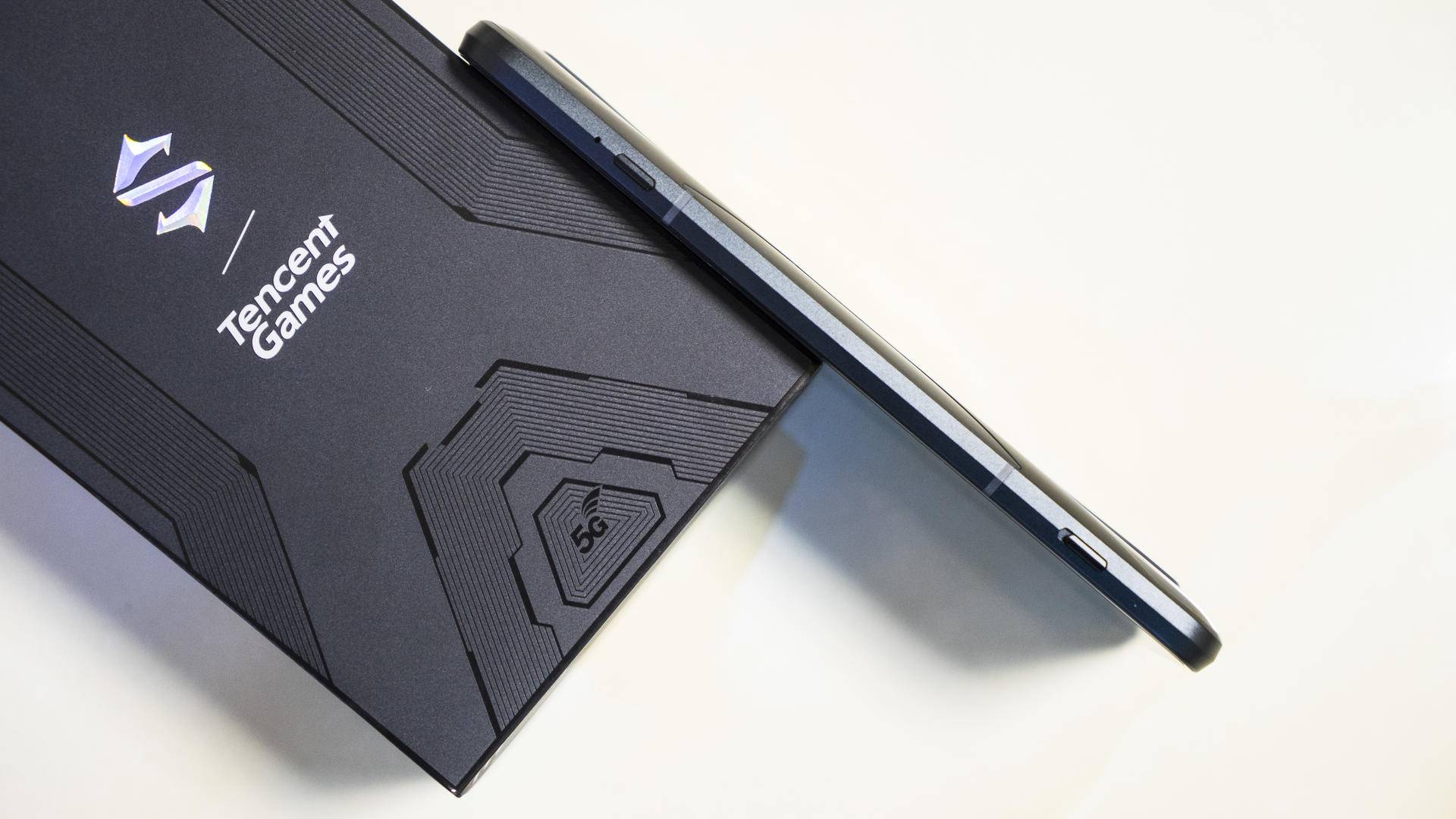 游戏手机比较推荐哪一款,强大的游戏手机推荐