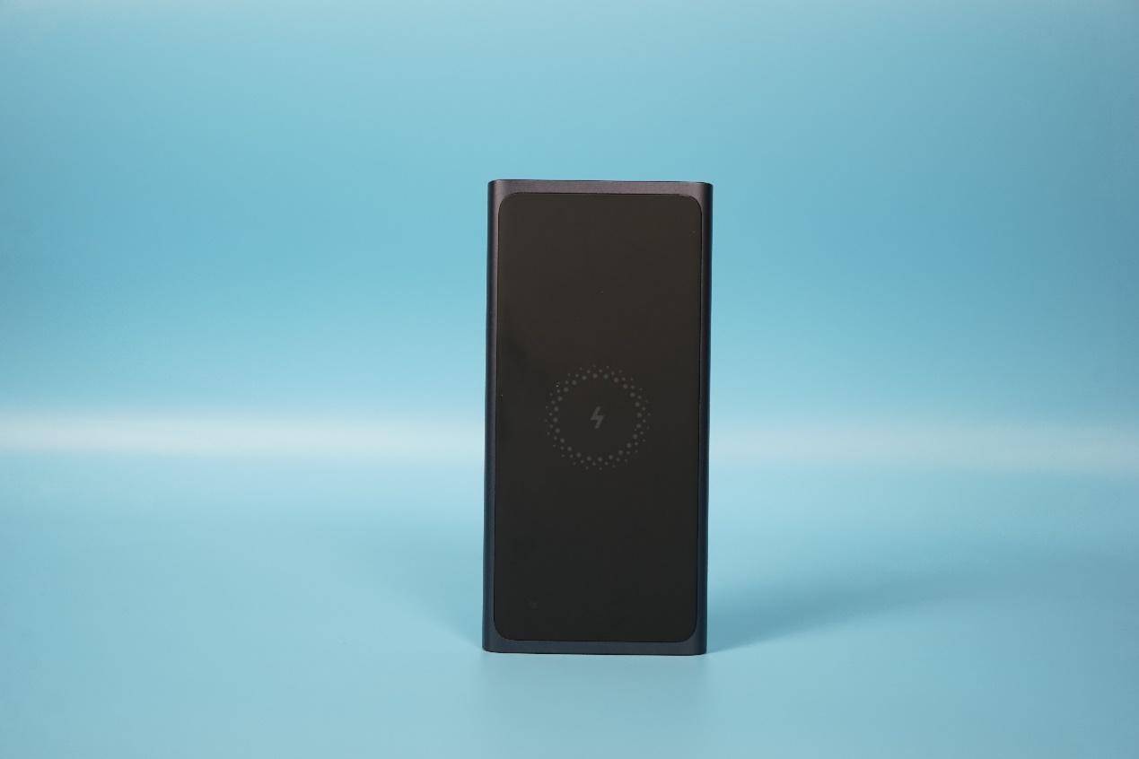 冷静看小米,小米无线充电宝30w10000mah