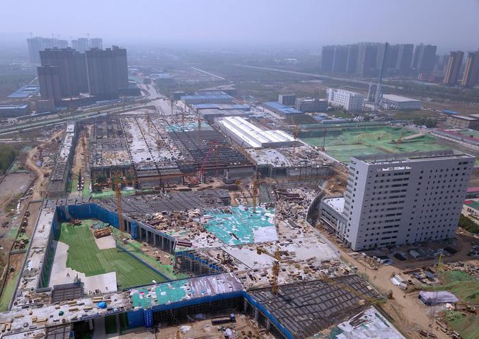 推进市政基础设施建设,我市城市基础设施建设