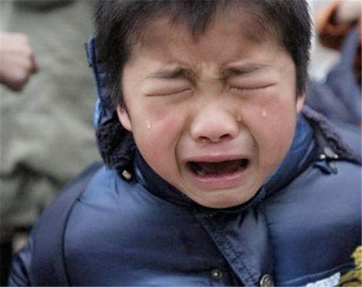 孩子性格过分张扬自信,孩子性格缺陷家庭教育