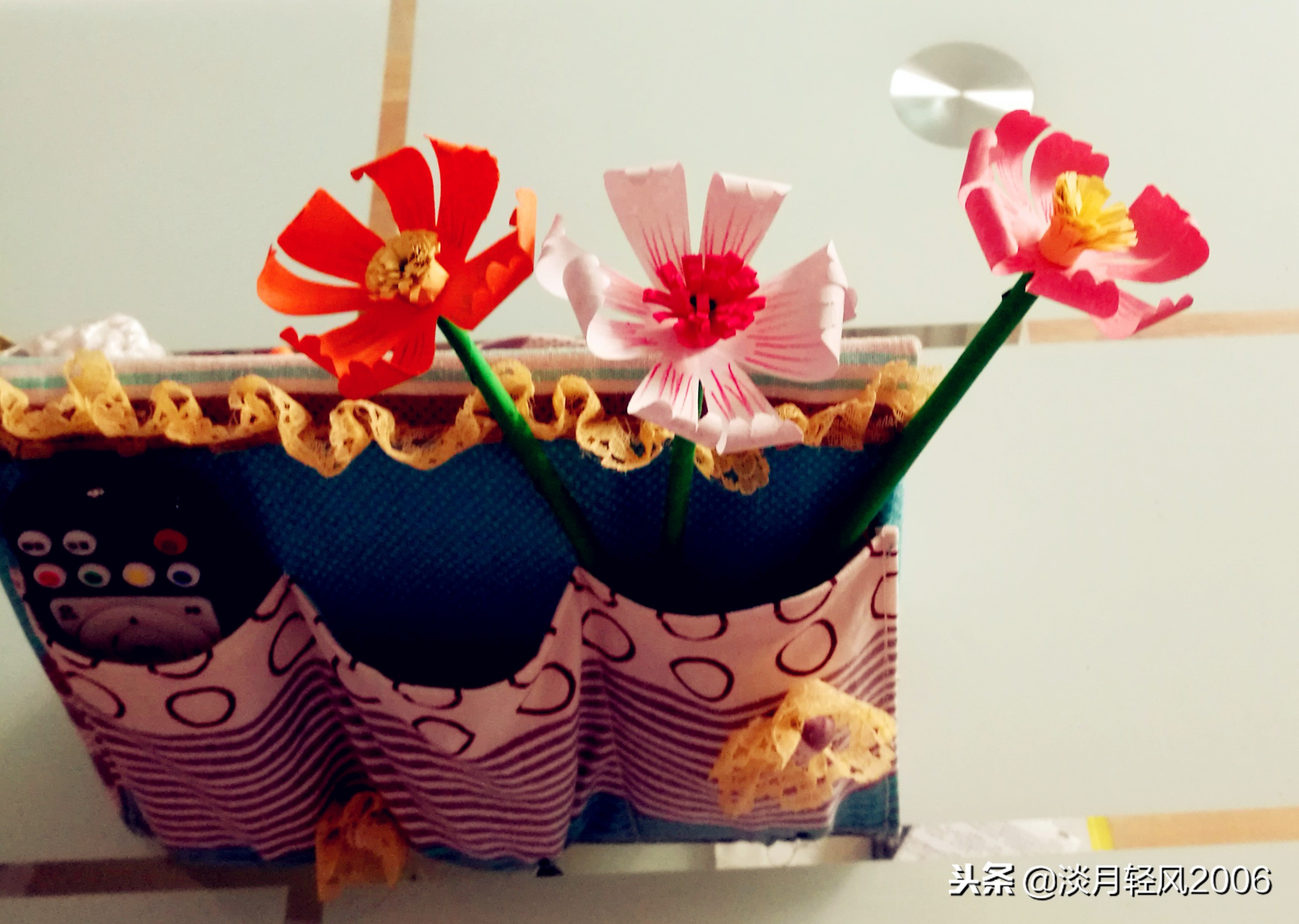 非常小的卡纸一束花手工制作,一枝花一张硬卡纸包装教程